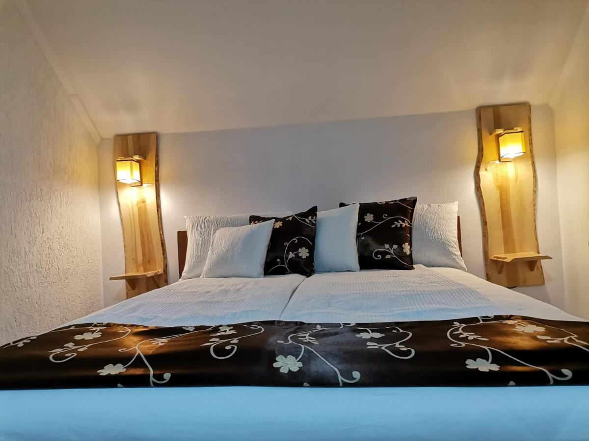 Dio Vendeghaz Hotel Praid Buitenkant foto
