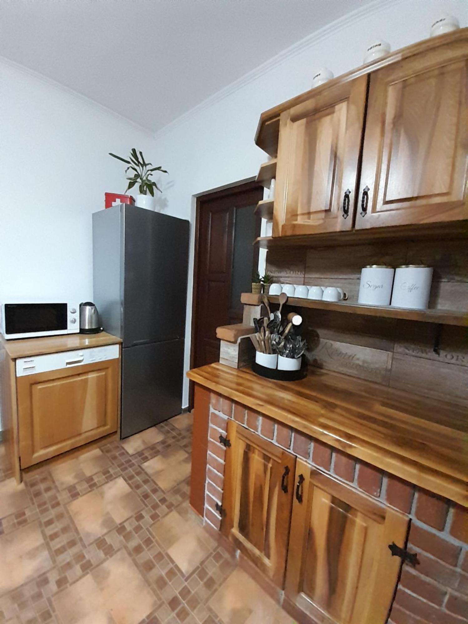 Dio Vendeghaz Hotel Praid Buitenkant foto